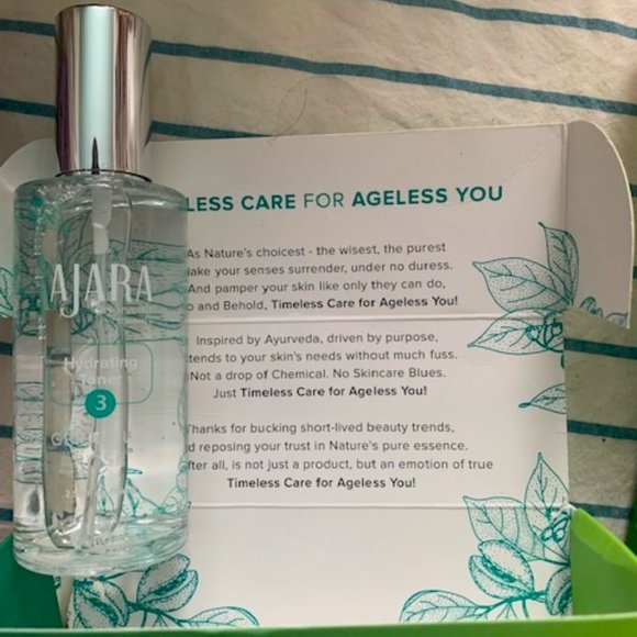 AJARA - AYURVEDIC BEAUTY- SMOOTHING EXFOLIATOR & HYDRATING TONER - Picture 3 of 3